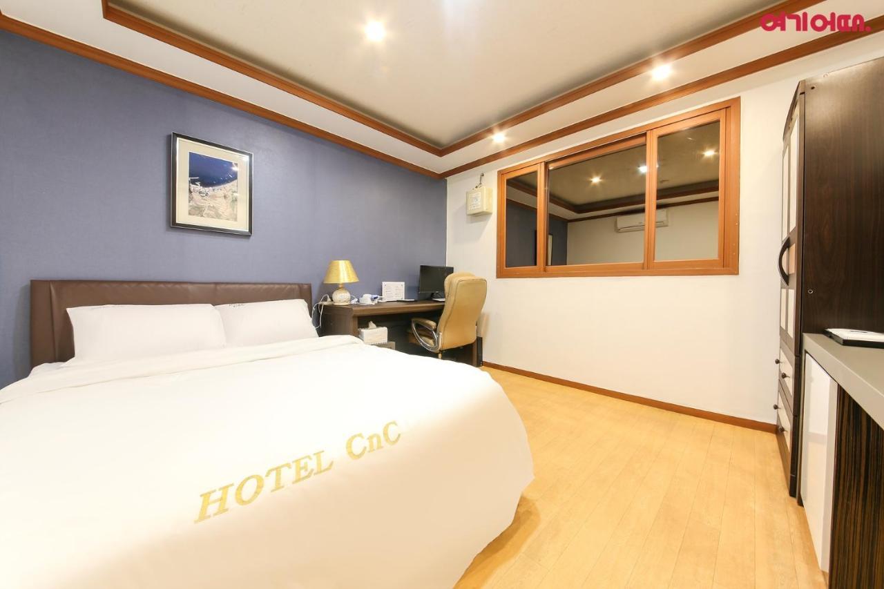 Cnc Hotel Geoje Eksteriør bilde